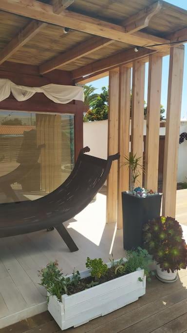 ארונה Beautiful Chalet With Wifi And Free Parking מראה חיצוני תמונה