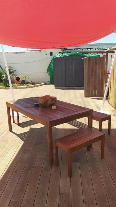 ארונה Beautiful Chalet With Wifi And Free Parking מראה חיצוני תמונה